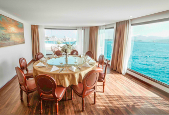 2 panorama VIP rooms